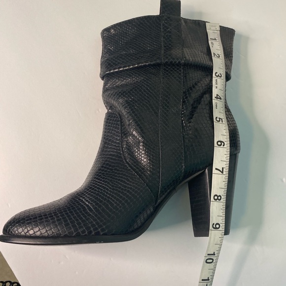 RSVP Leather Booties size 6.5 - Picture 9 of 12